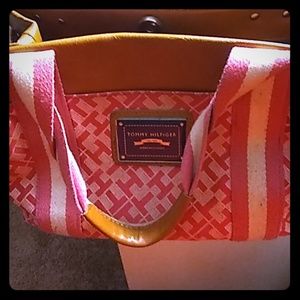 TOMMY HILFIGER purse👛